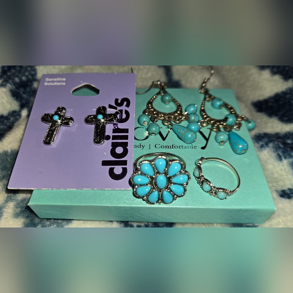 Claire's Turquoise and Silver Earring Set